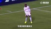 国外媒体指责中超对布彭扎的业余操作🫠滑跪也很丝滑了
